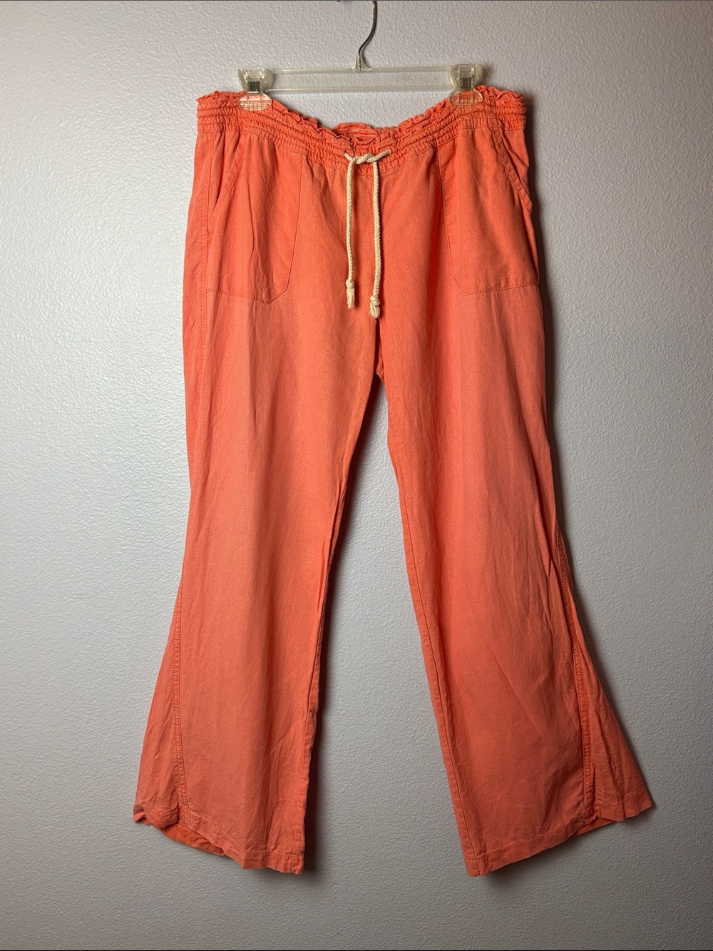 Kiss & Cry Casual Drawstring Linen-Blend Beach Pants in Peachy Coral - Picture 6 of 9